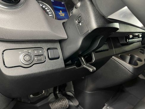 Used 2026 Mercedes-Benz Sprinter 2500 image 22