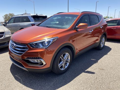 Used 2017 Hyundai Santa Fe Sport FWD image 5