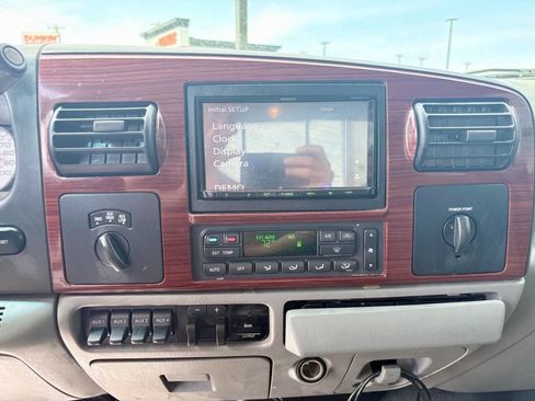Used 2007 Ford F350 Lariat AWD/4WD image 15
