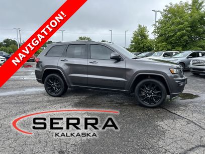 Used 2020 Jeep Grand Cherokee Altitude