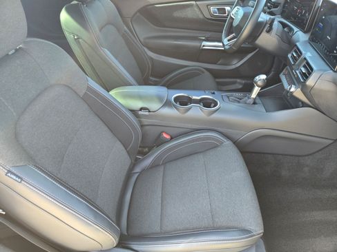 Used 2024 Ford Mustang Coupe RWD image 13