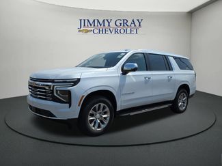 New 2026 Chevrolet Suburban Premier w/ Sun And Tow Package AWD/4WD video 1