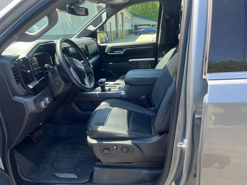 Used 2023 GMC Sierra 1500 SLT w/ SLT Premium Plus Package AWD/4WD image 11