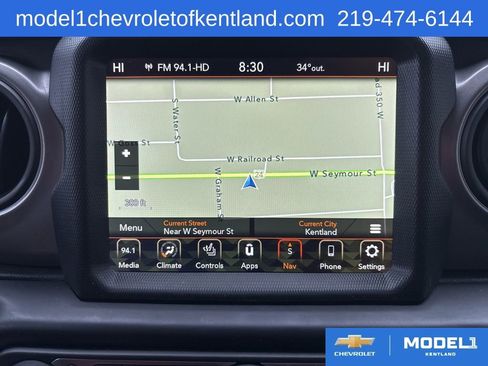 Used 2022 Jeep Gladiator Sport AWD/4WD image 17