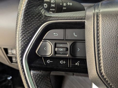 Used 2023 Toyota Sequoia Platinum image 15