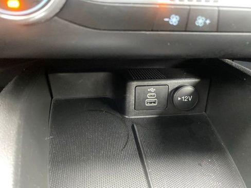 Used 2025 Ford Escape ST-Line FWD image 22