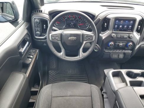 Used 2022 Chevrolet Silverado 1500 RST w/ Z71 Off-Road Package AWD/4WD image 15