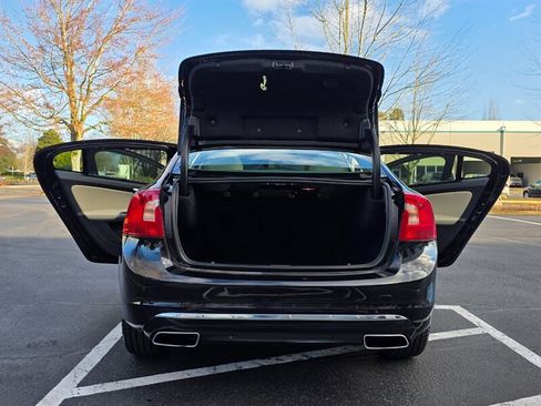 Used 2017 Volvo S60 T5 Inscription Platinum image 30