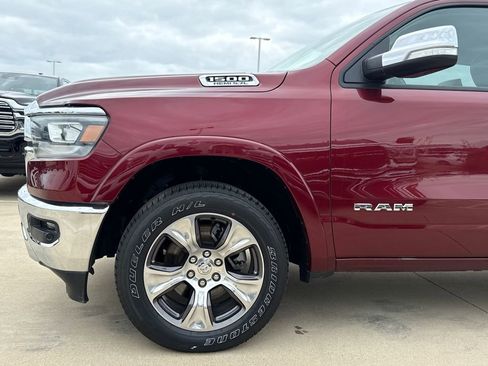 Used 2022 RAM 1500 Laramie AWD/4WD image 5