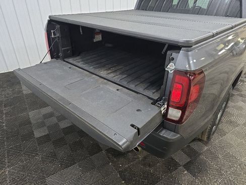 Used 2023 Honda Ridgeline RTL-E image 11