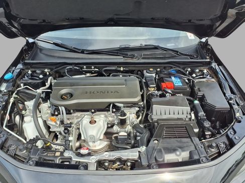 Used 2025 Honda Civic LX image 4