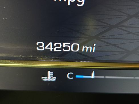 Used 2024 GMC Sierra 2500 Denali Ultimate image 15