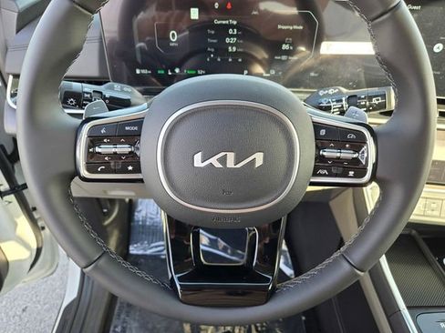 New 2026 Kia Carnival SX image 21