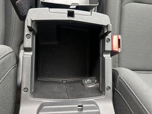 Used 2021 Jeep Wrangler Unlimited Sport AWD/4WD image 34