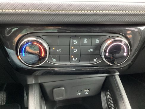 Certified 2025 Chevrolet TrailBlazer ACTIV image 22