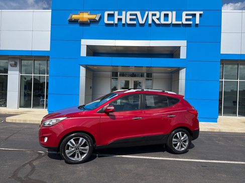 Used 2015 Hyundai Tucson Limited AWD/4WD image 1