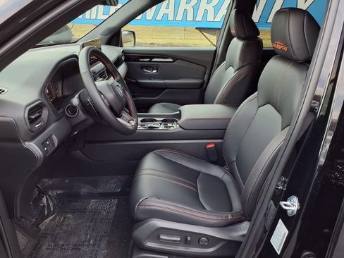 New 2026 Honda Pilot TrailSport image 12