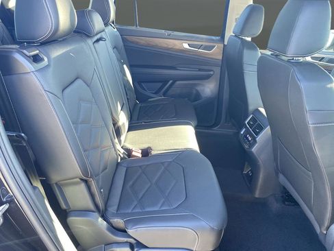 New 2026 Volkswagen Atlas SE image 41