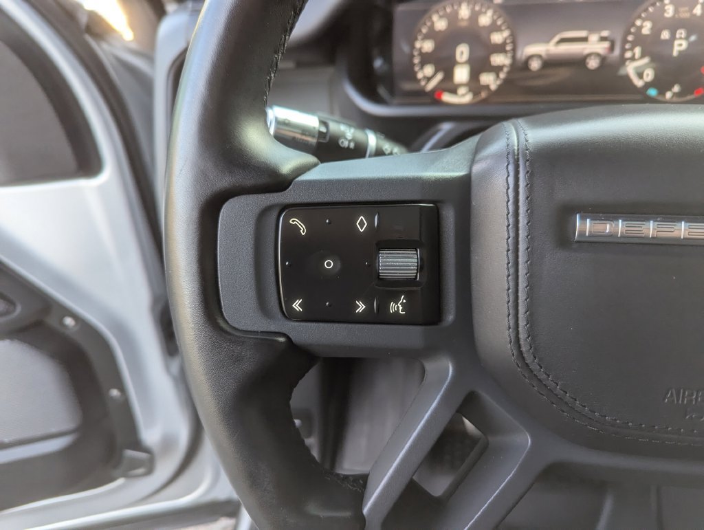 Used 2020 Land Rover Defender 110 X AWD/4WD image 18
