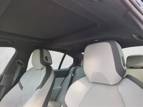 Used 2026 BMW 540i xDrive w/ M Sport Package image 15