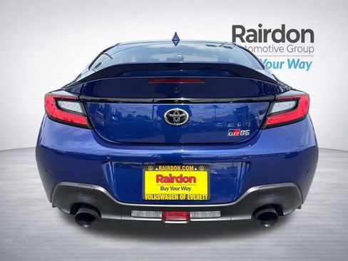 Used 2024 Toyota GR86 Premium RWD image 6