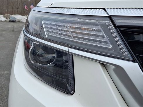 Certified 2023 Kia Seltos EX image 9