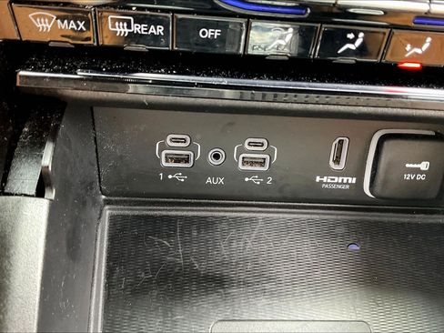 Used 2024 Jeep Grand Cherokee Summit image 23