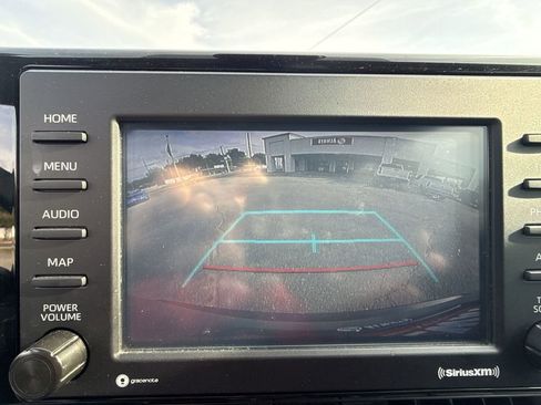 Used 2022 Toyota RAV4 XLE Premium image 24