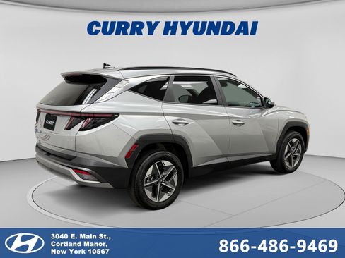 Certified 2025 Hyundai Tucson SEL AWD/4WD image 5