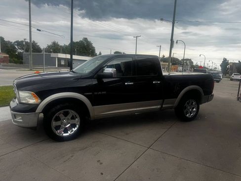 Used 2010 Dodge Ram 1500 Truck Laramie AWD/4WD image 8