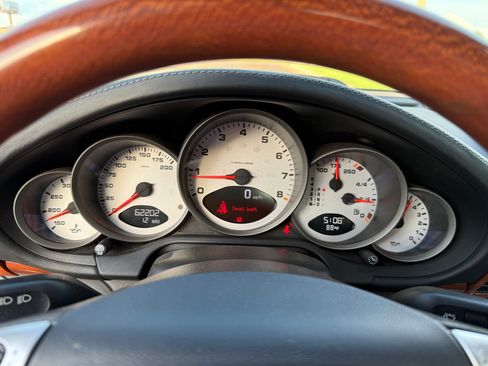 Used 2008 Porsche 911 Carrera 4S image 37