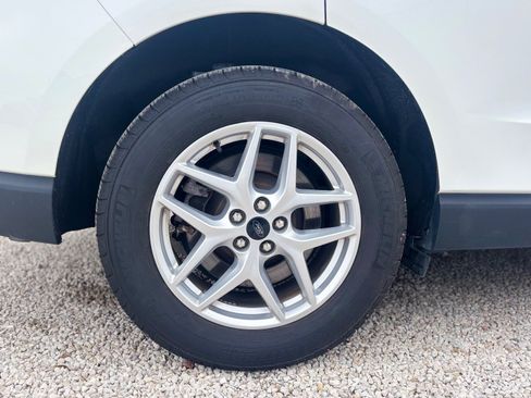 Certified 2024 Ford Edge SEL w/ Convenience Package image 16