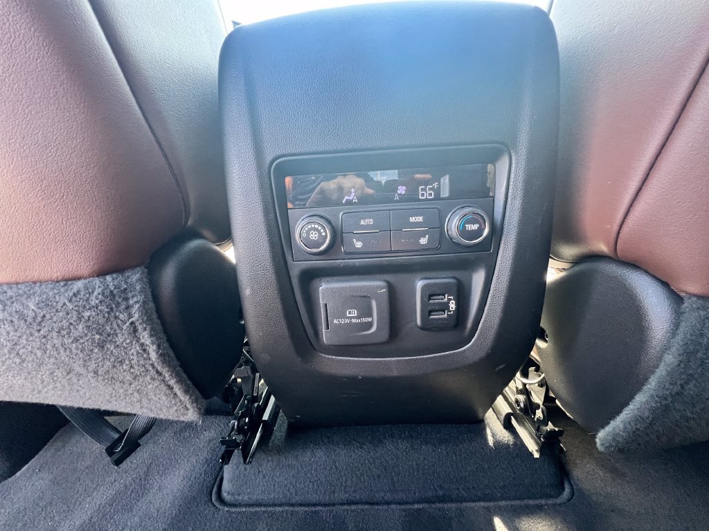 Used 2018 Buick Enclave Avenir w/ Avenir Technology Package AWD/4WD image 34