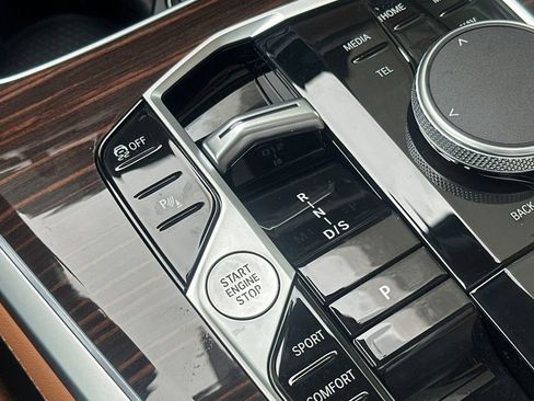 New 2026 BMW X5 sDrive40i w/ M Sport Package image 21