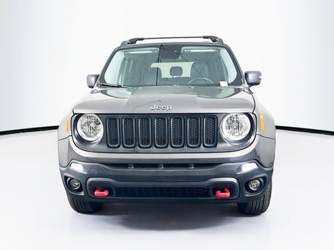 Used 2017 Jeep Renegade Trailhawk w/ Premium Trailhawk Package AWD/4WD image 2