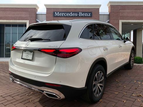 Certified 2025 Mercedes-Benz GLC 300 4MATIC image 4