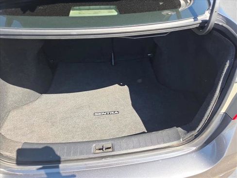 Used 2019 Nissan Sentra S FWD image 6