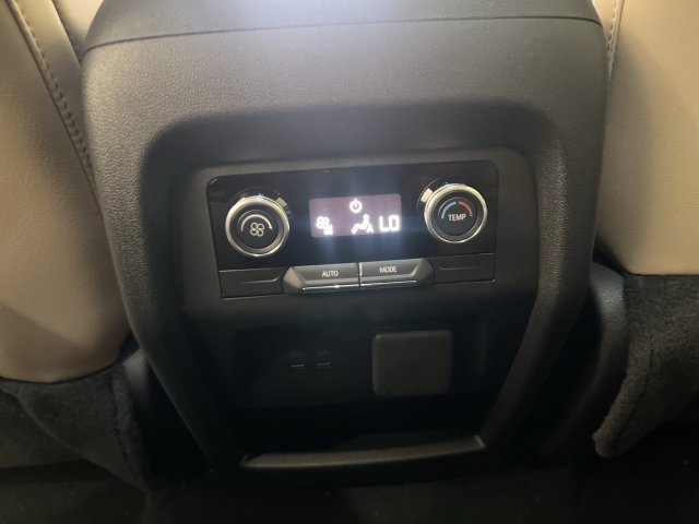 New 2027 Buick Enclave Preferred w/ Power Package FWD image 20