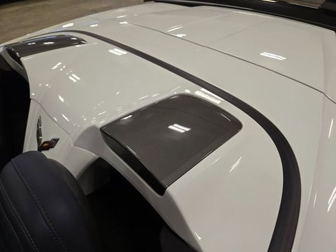 Used 2017 Chevrolet Corvette Z06 image 32