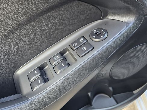 Used 2016 Kia Forte LX FWD image 19