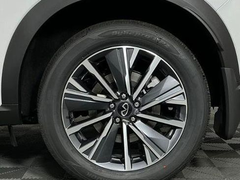 Certified 2026 INFINITI QX60 Luxe w/ Cargo Package AWD/4WD image 9