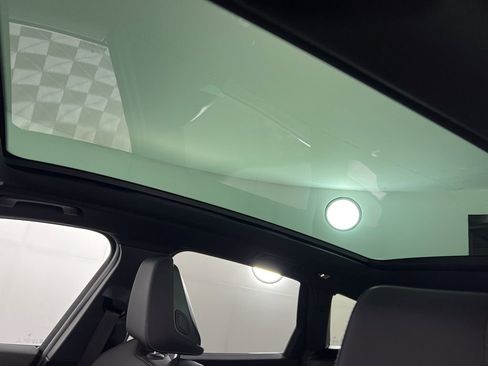 Used 2025 BMW X3 xDrive30i w/ Premium Package image 23