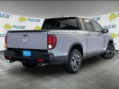 Used 2023 Honda Ridgeline Sport image 6