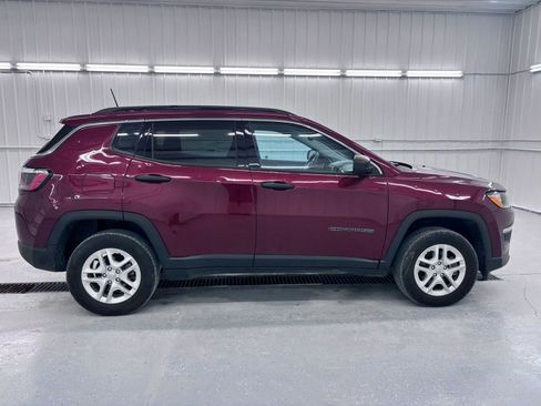 Used 2021 Jeep Compass Sport w/ Cold Weather Group AWD/4WD image 2