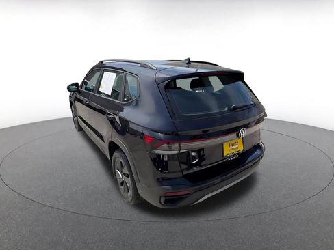 Used 2026 Volkswagen Taos S FWD image 11