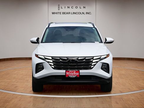 Used 2022 Hyundai Tucson SEL w/ Convenience + Premium Package AWD/4WD image 2