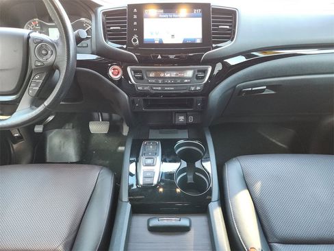Used 2022 Honda Ridgeline Black Edition image 14