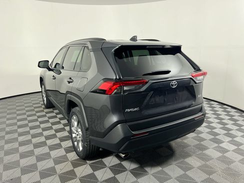 Used 2023 Toyota RAV4 XLE Premium FWD image 5