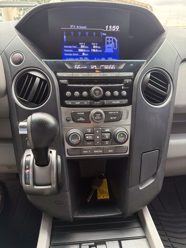 Used 2015 Honda Pilot LX image 12
