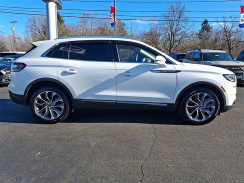 Used 2022 Lincoln Nautilus Reserve w/ Cargo Utility Package image 8